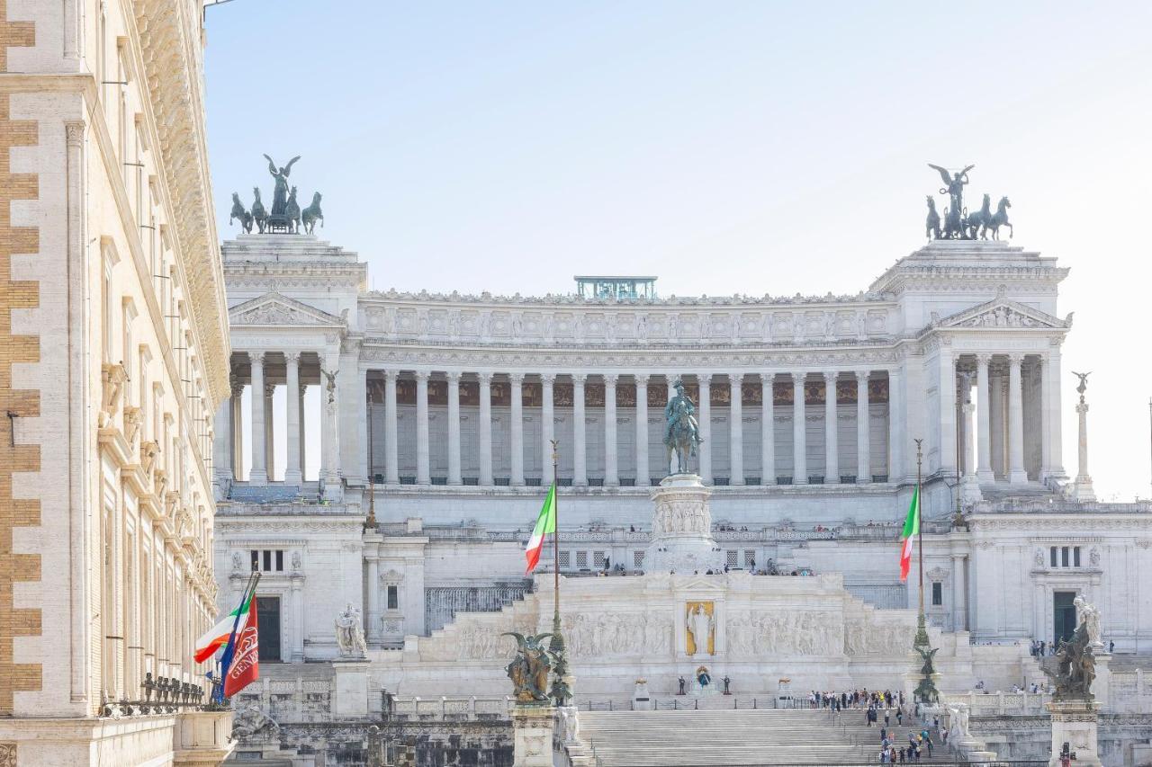 Ferienwohnung Amazing Vista Piazza Venezia Rom Exterior foto